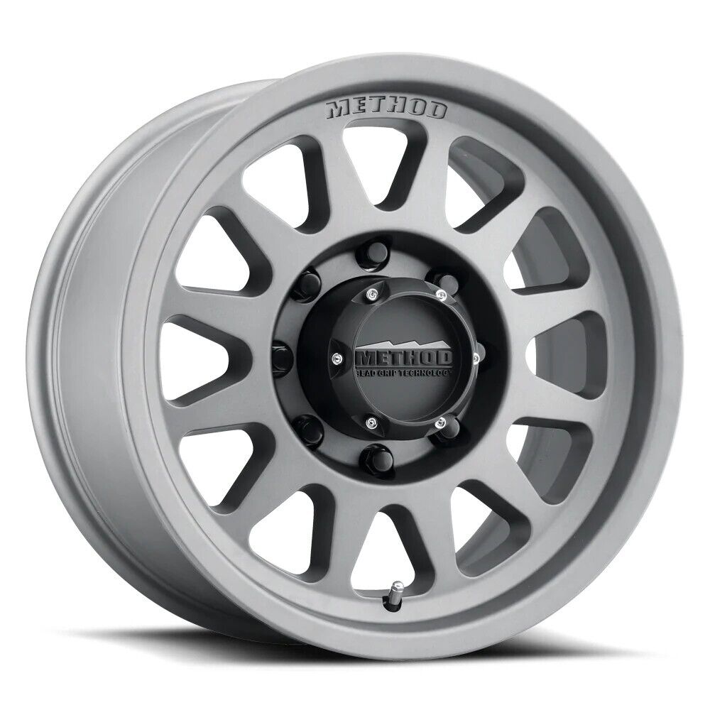 MR704 HD 17x9 18mm Offset 8x6.5 130.81mm CB Titanium Wheel - Click Image to Close