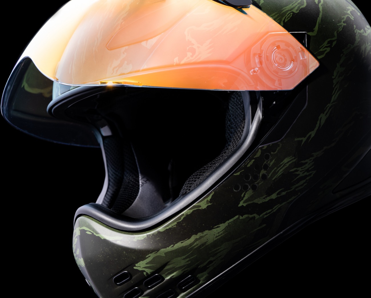 Domain Tiger's Blood Helmet Green XS - Click Image to Close