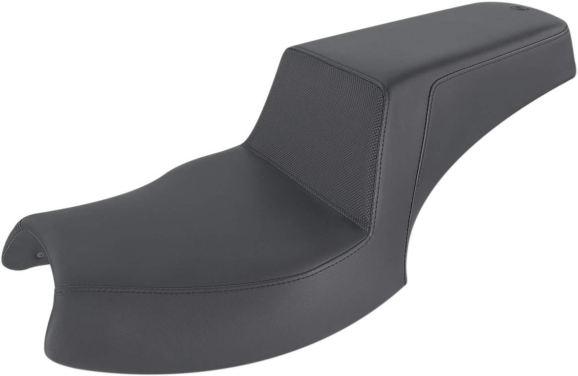 Step-Up Gripper 2-Up Seat - Black - For 20-24 Indian Challenger - Click Image to Close