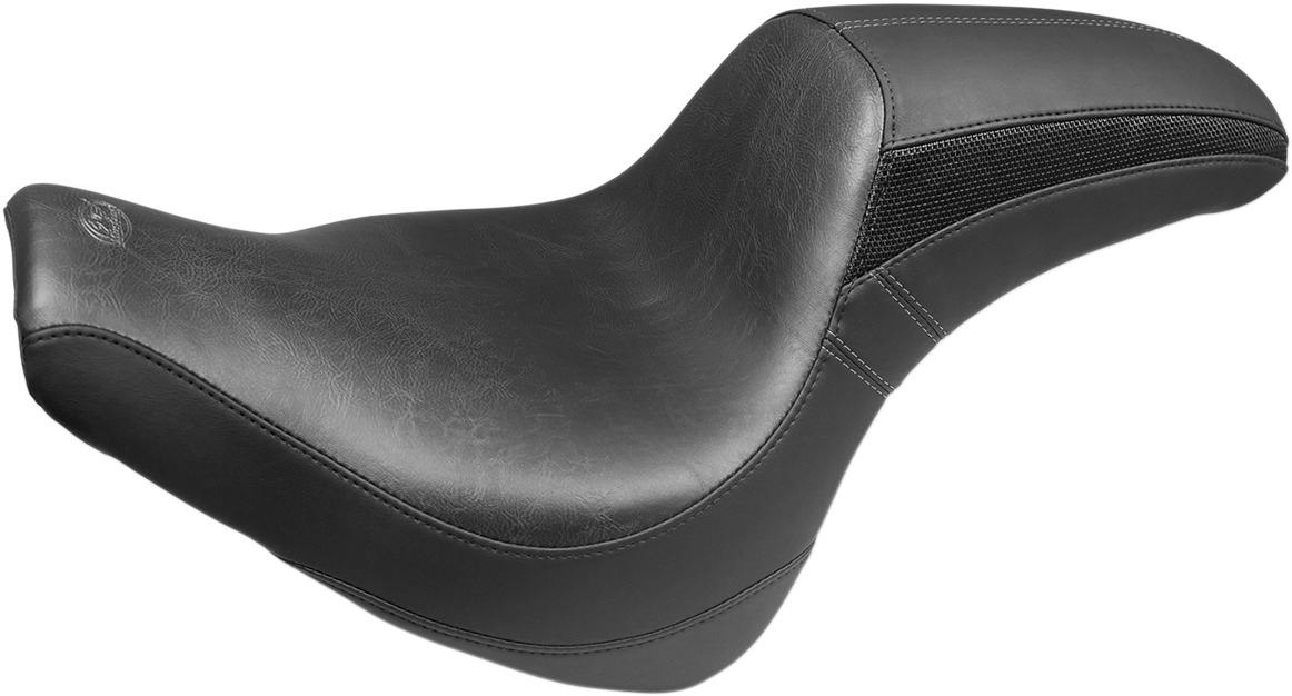 Tripper Smooth Vinyl 2-Up Seat - For 18-19 HD FXFB Softail Fat Bob - Click Image to Close