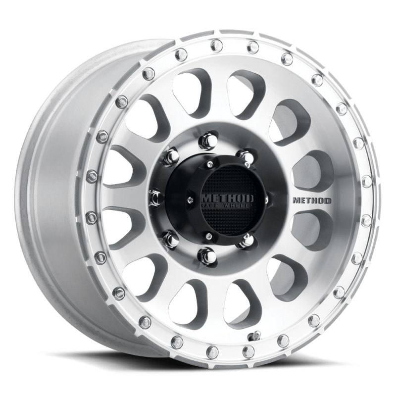 MR315 18x9 +18mm Offset 8x6.5 130.81mm CB Machined/Clear Coat Wheel - Click Image to Close