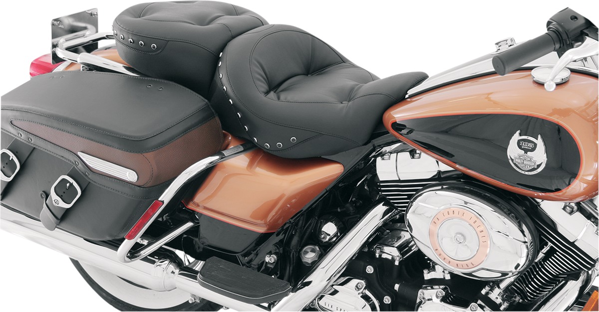 Ultra Touring Regal Studded 2-Up Seat - For 08-20 Harley FLH FLT - Click Image to Close