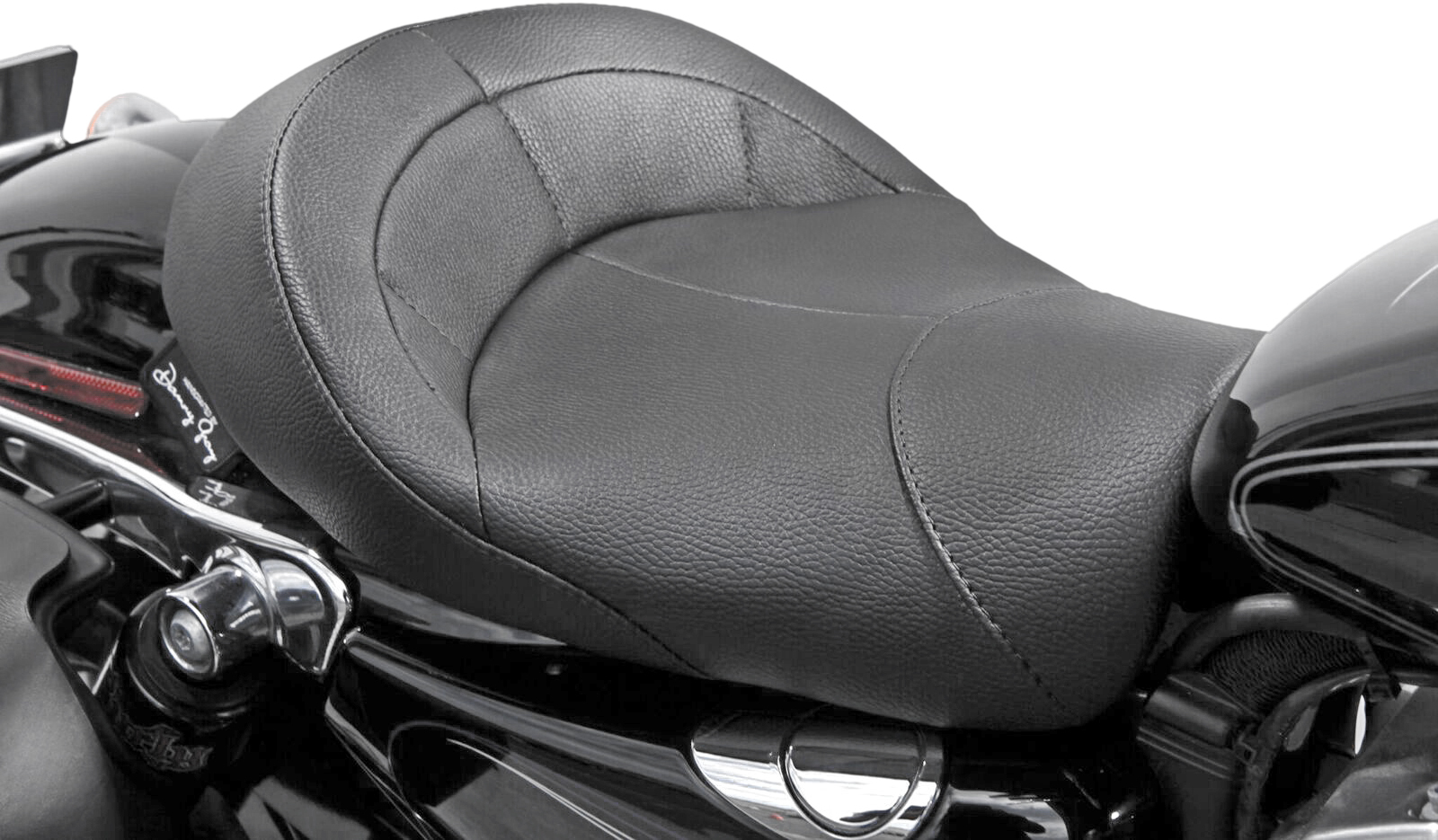 Big IST Solo Vinyl Seat - For 04-18 Harley XL Sportster - Click Image to Close