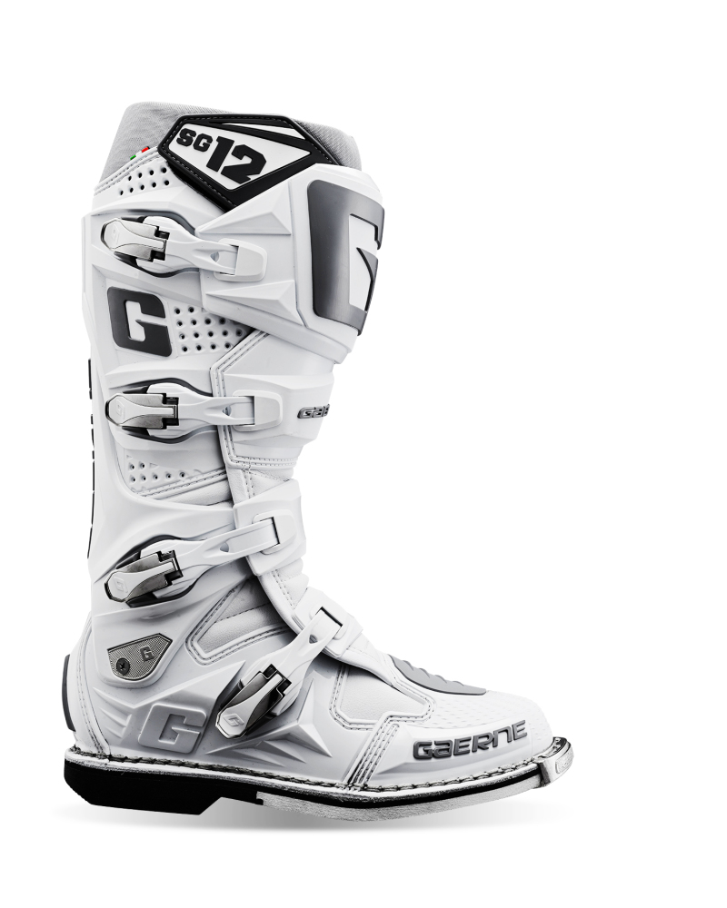 SG12 Boot White Size - 10 - Click Image to Close