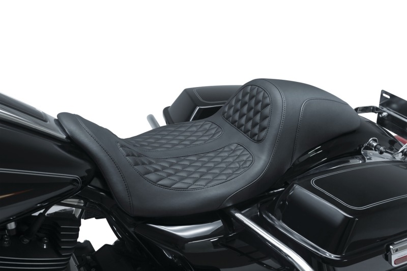 Fastback 1PC Seat - Black - For 08-21 Harley Electra Glide,Rd Glide,Rd King ,Str Glide Hightail - Click Image to Close