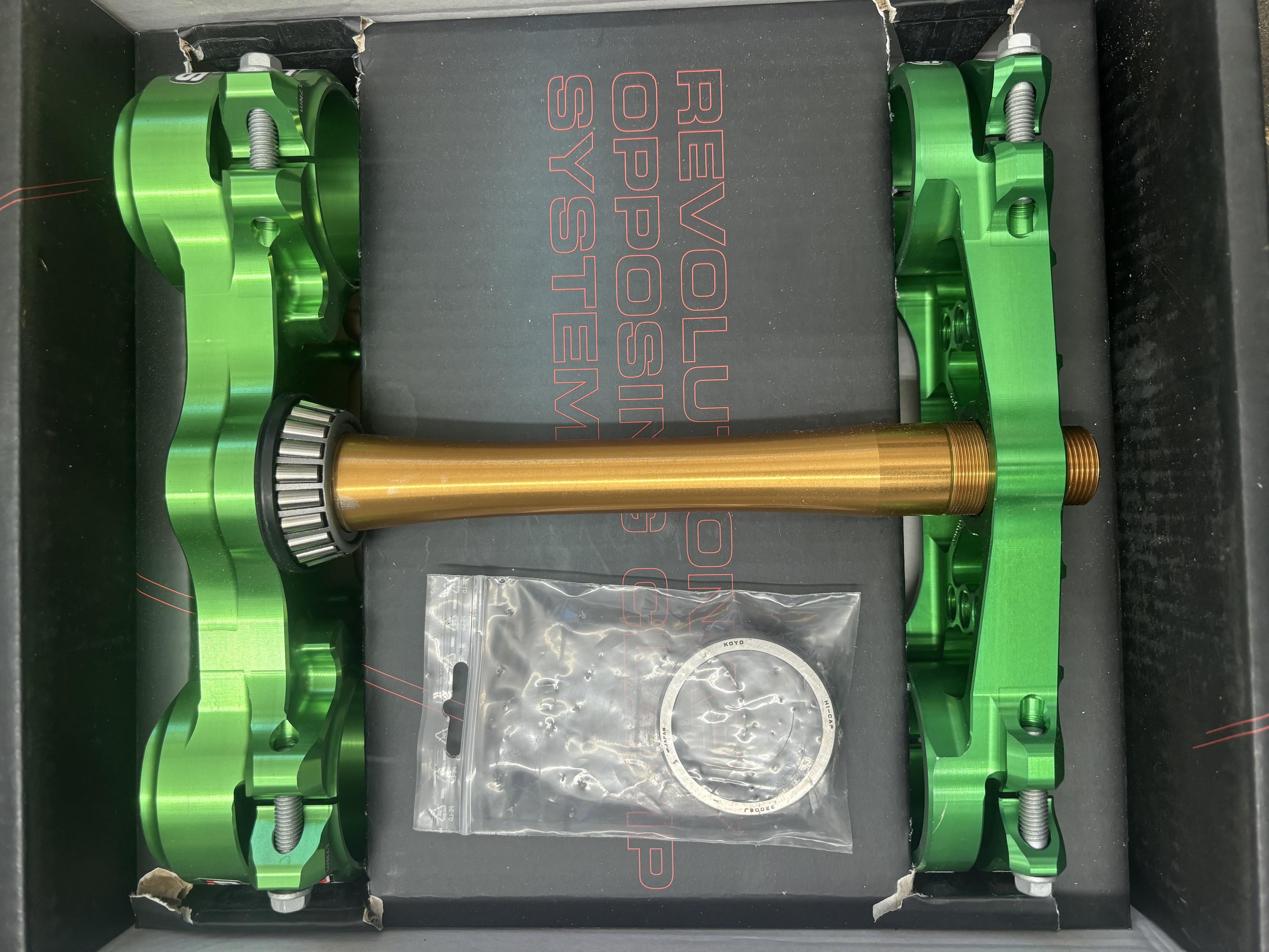 *OPEN BOX* ROCS Triple Clamp 23mm Green - For 13-20 KX250F & 13-18 KX450F - Click Image to Close