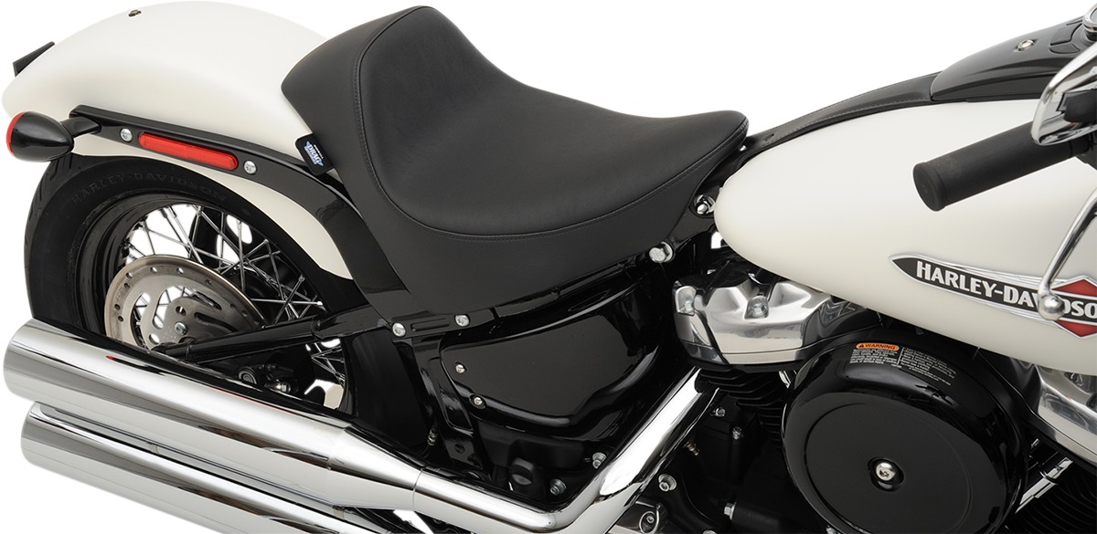 EZ Mount Smooth Vinyl Solo Seat - Black - For 18-20 HD FLDE FLHC - Click Image to Close