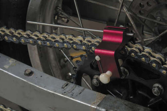 BikeMaster Chain Alignment Tool - Click Image to Close