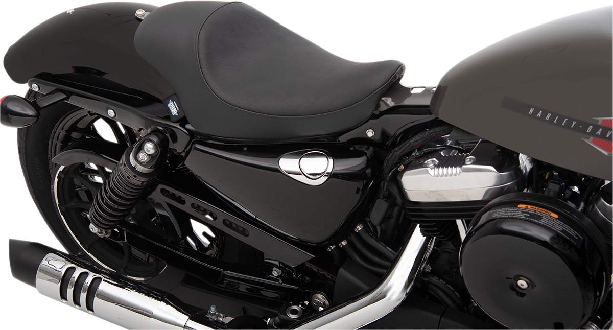 3/4 Smooth Vinyl Solo Seat - Black - For 04-20 Harley XL - Click Image to Close