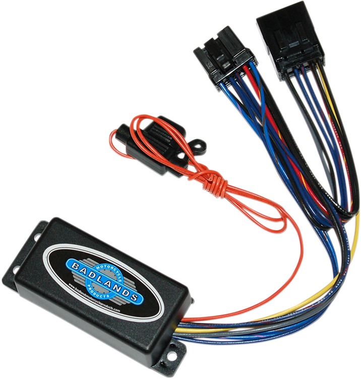 Illuminator Plug-In Style Run, Brake and Turn Signal Module - For 11-17 HD Dyna & Softail - Click Image to Close