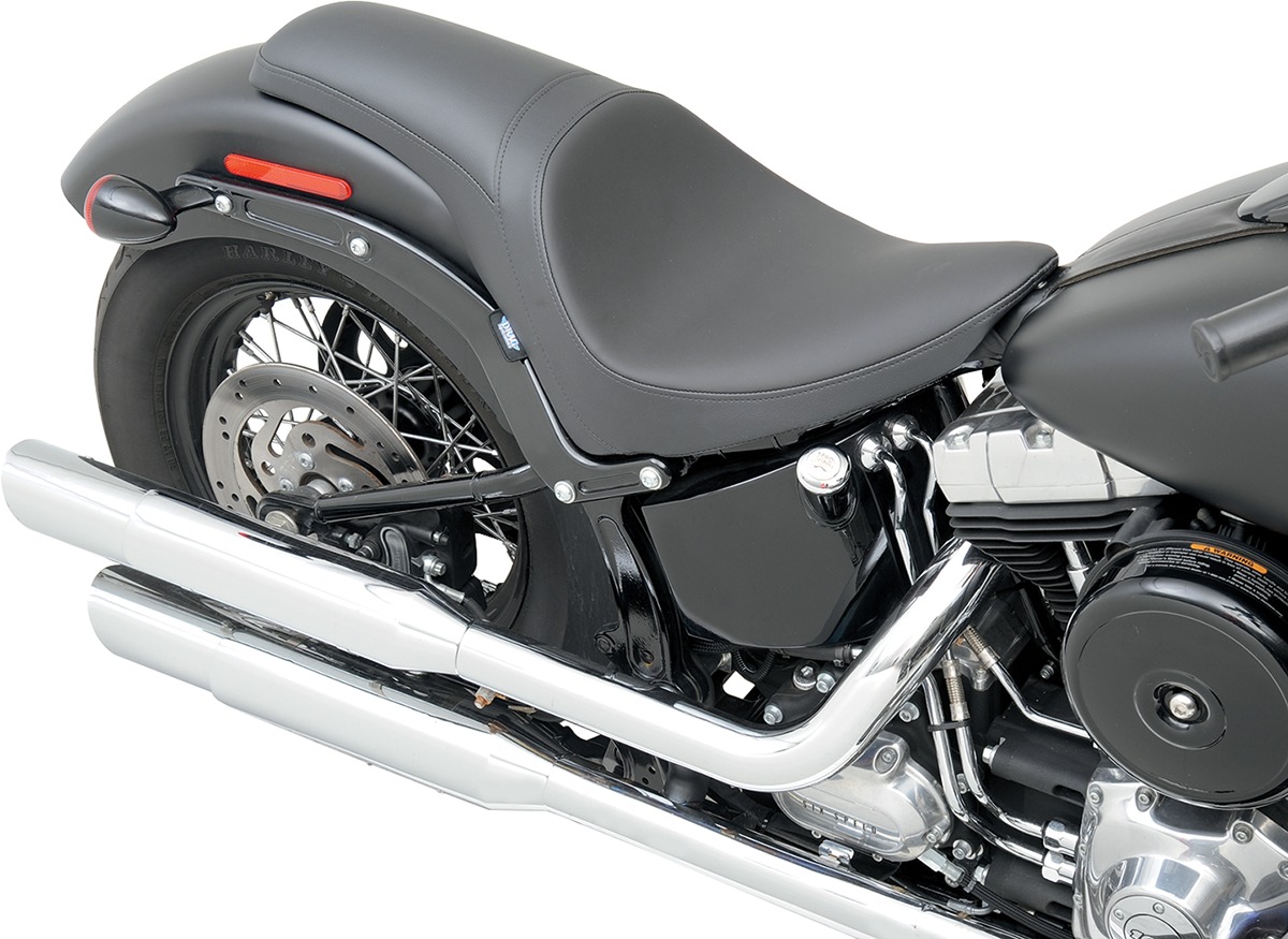 Predator Smooth SR Leather 2-Up Seat - Black - For Harley FLS Slim FXS - Click Image to Close