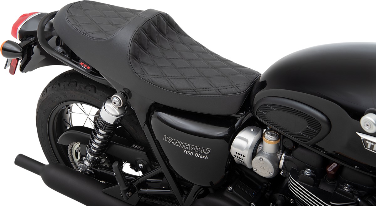 Predator III Double Diamond Seat - Black - Triumph Bonneville Scrambler Thruxton - Click Image to Close