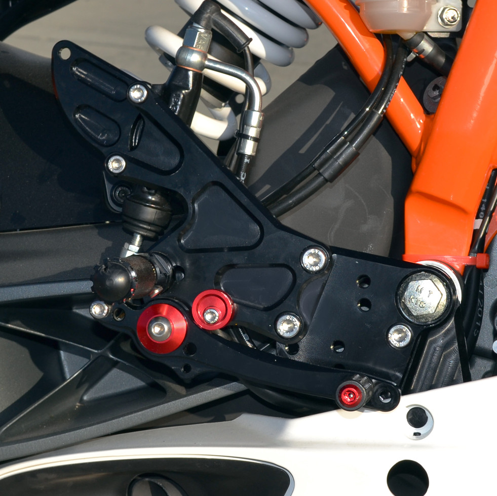 MGP Black Adjustable Rear Sets - For 14-16 KTM RC390 & 390 Duke - Click Image to Close