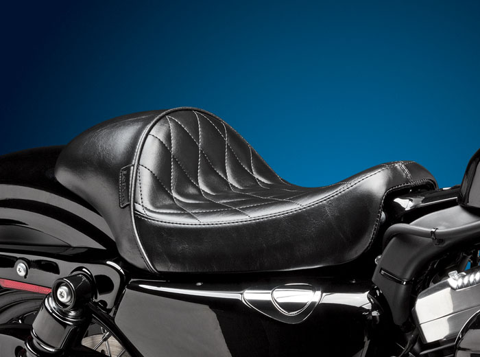 Diamond Stubs Cafe Seat - For 2004+ Sporster w/ 4.5 Gal Tank - Click Image to Close