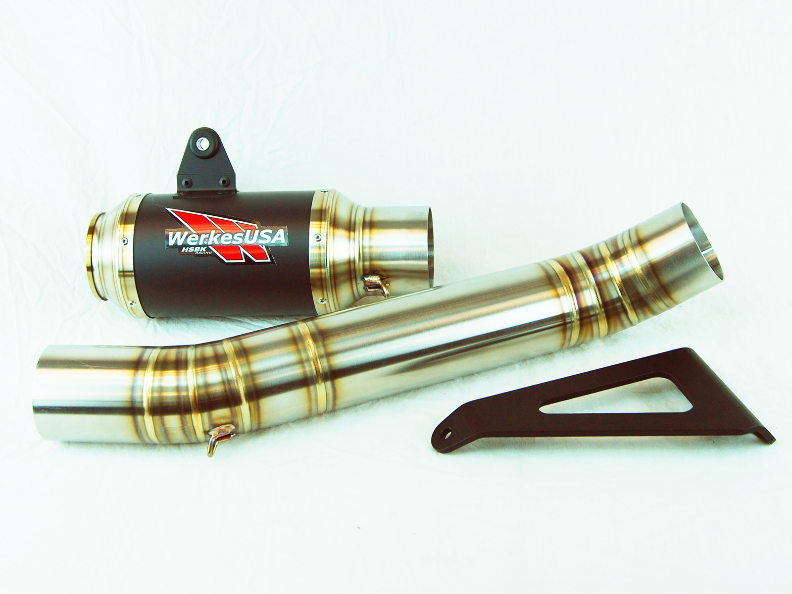 Black Center GP Race Slip On Exhaust - for 17-18 Aprilia RSV4 RR/RF & Tuono - Click Image to Close