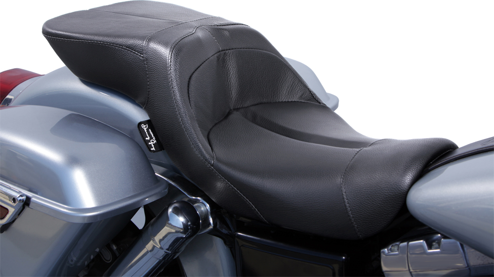 Touring IST 2-Up Leather Seat For 06-10 Harley Dyna Models - Click Image to Close