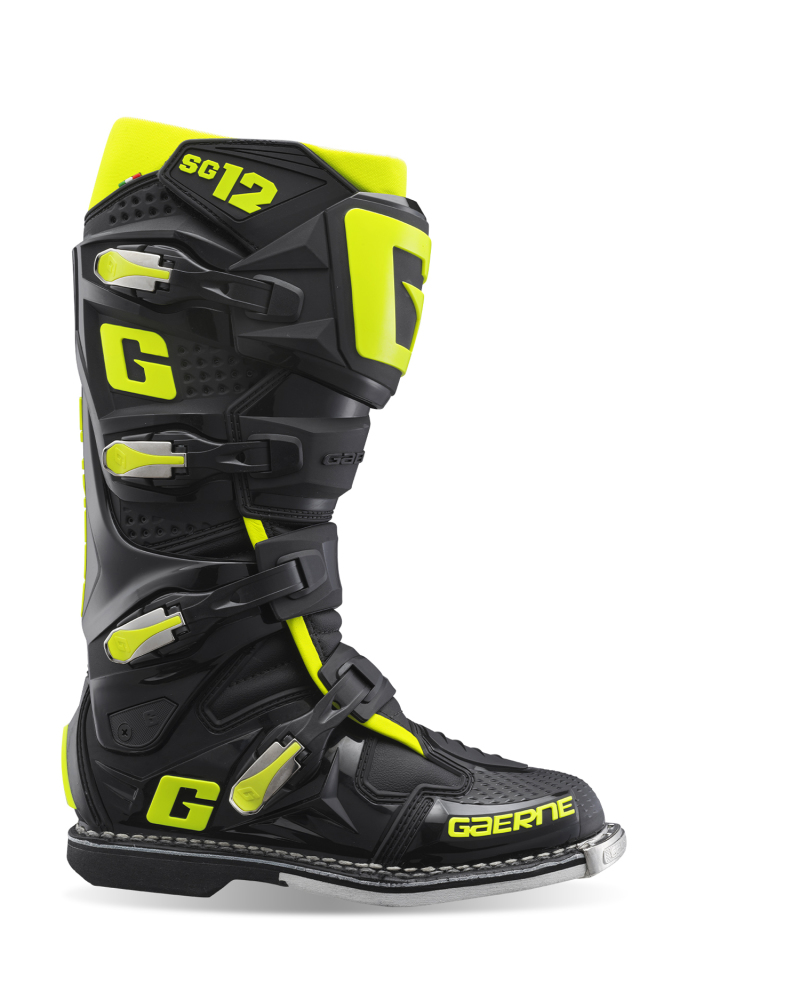 SG12 Boot Black/Fluorescent Yellow Size - 9 - Click Image to Close