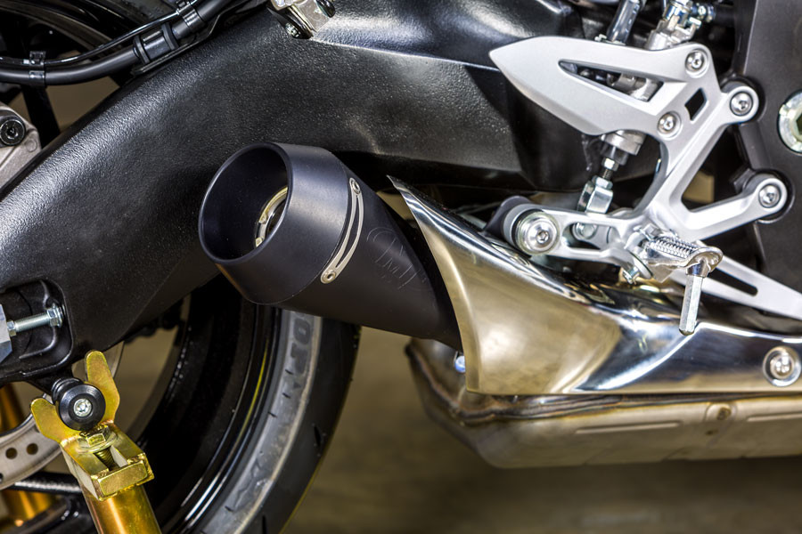 Black GP Slip On Exhaust - For 16-20 Suzuki GSXS1000 - Click Image to Close