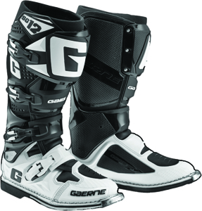 SG-12 Boots Black/White US 09