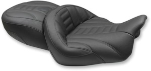 Deluxe Super Touring Vinyl 2-Up Seat Backward 1" - For 15-20 FLRT