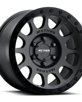 MR305 NV 18x9 +25mm Offset 5x150 116.5mm CB Gloss/Matte Black Street Loc Wheel