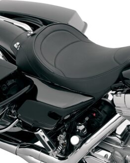 Mild Stitched Solo Seat Black Low 1-1/2"