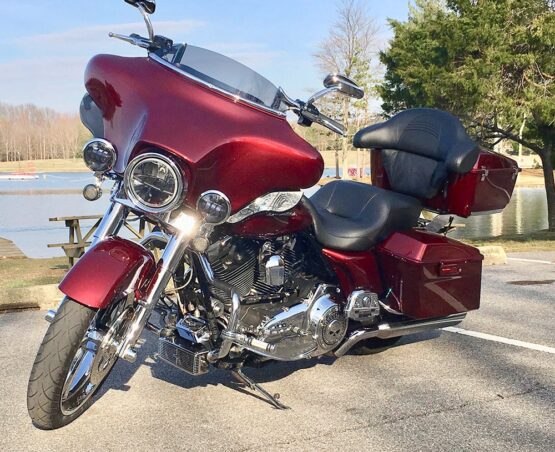 UltraCool RF-2SS Chrome Oil Cooler Kit for Harley Touring 09-16 - Image 2