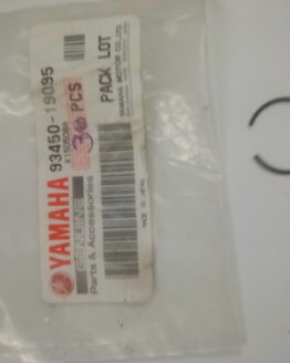 Yamaha Piston Wrist Pin Circlip (26H) - 93450-19095-00