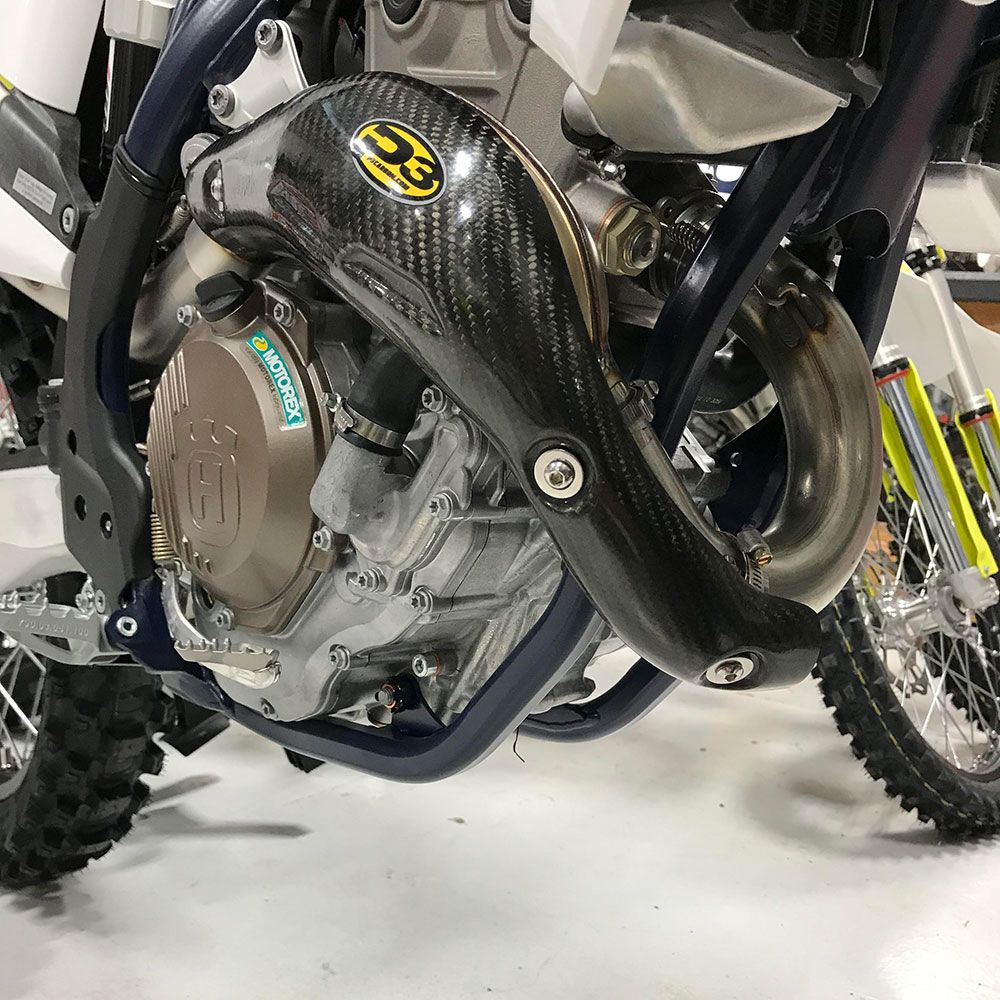 201095-19_3-15.jpg 201095-19_3-15.jpg