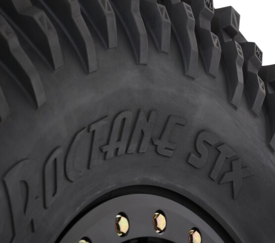 High Lifter Roctane STX Sticky ATV/UTV Tire 35x10R15 8 Ply - Image 3