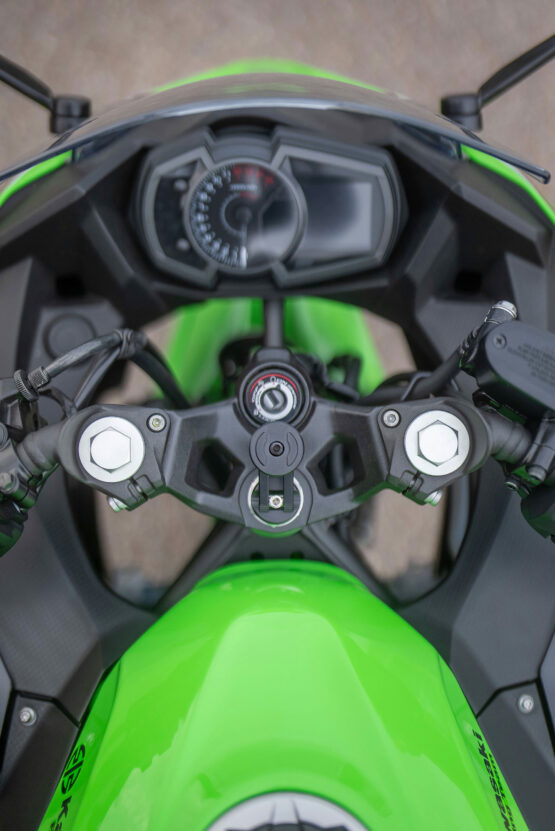 SP CONNECT Moto Stem Mount Pro for Phone Black - Image 2