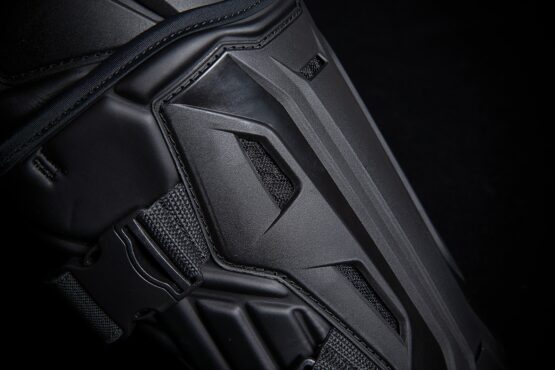 ICON Field Armor 3 Knee Guards Black S/M - Image 2