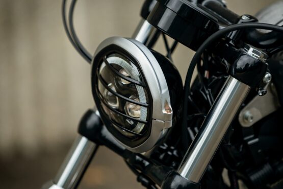 Dillinger Headlight Trim 5-3/4 Sil - Image 3