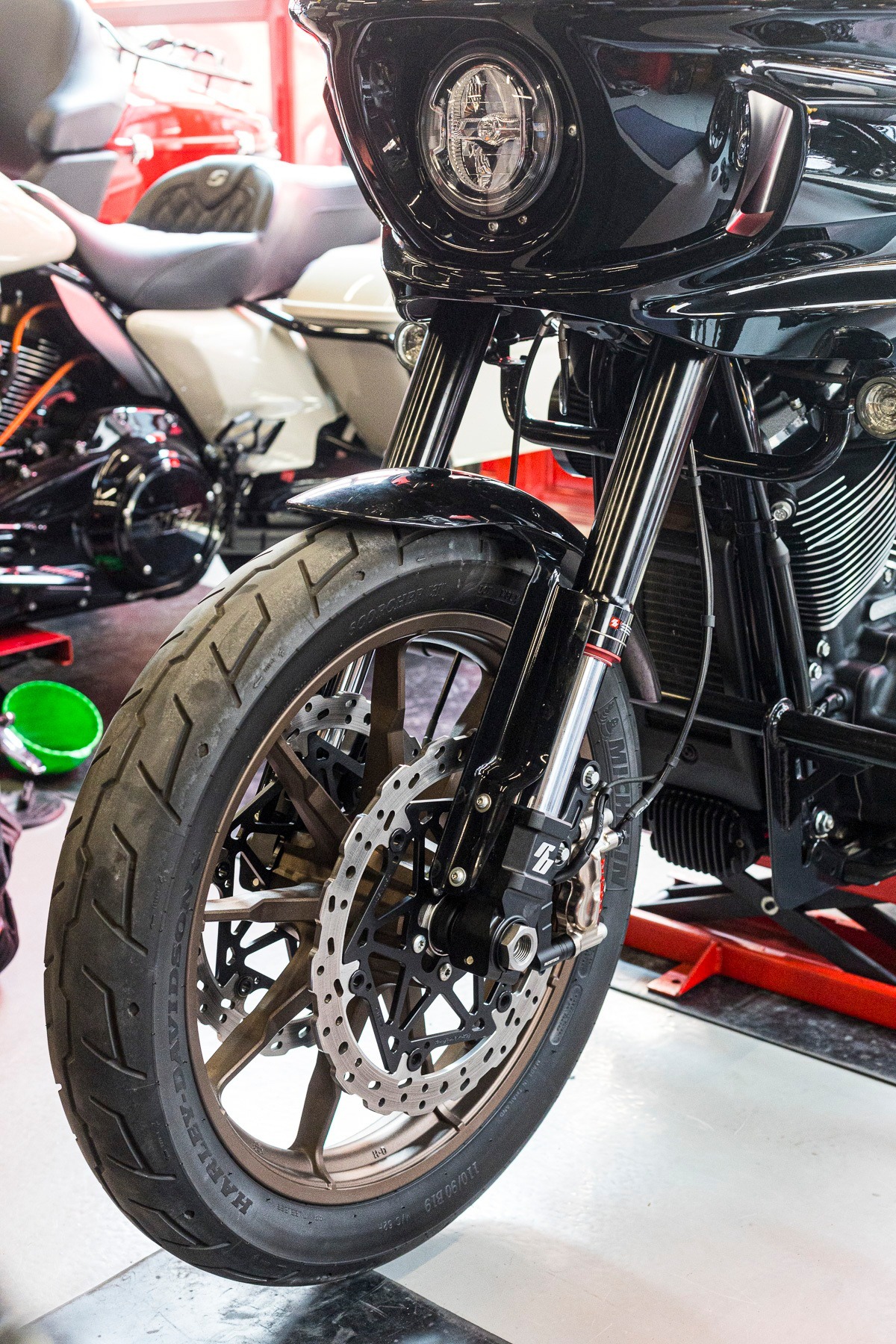 Racing Brothers Bishop 43MM Inverted Forks Medium Weight For FXLR - Image 5