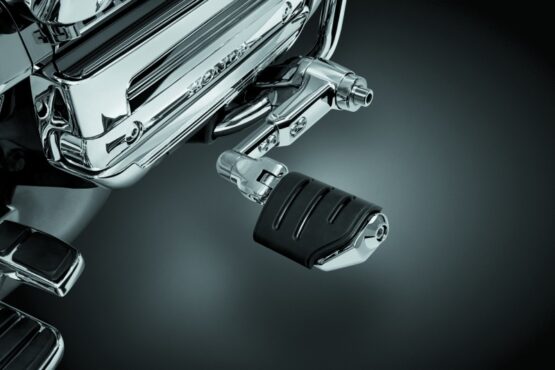 Ergo III Adjustable Mount with Trident Dually ISO Pegs Chrome Kuryakyn - Image 2