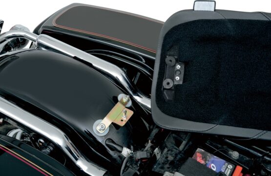 EZ-On Smooth SR Leather Solo Seat - Black - Image 5