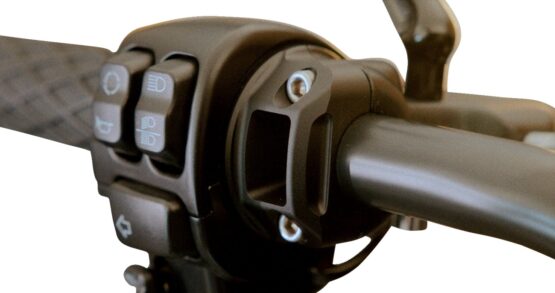 Kodlin USA Perch Clamps Brake/Clutch Black Harley Softail Pair - Image 2