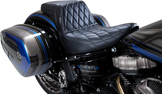 Le Pera Kickflip Diamond Seat Black 31" x 13" x 9" For 18-22 HD Softail - Image 2