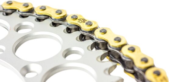 Renthal R3-3 Off-Road 520 Chain - 114L w/ Clip & Rivet Master Links - Image 4