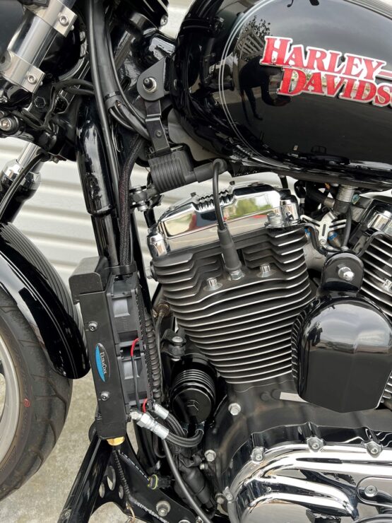 Ultracool Side Mount Oil Cooler Kit Naked Black for Sportster - Image 3