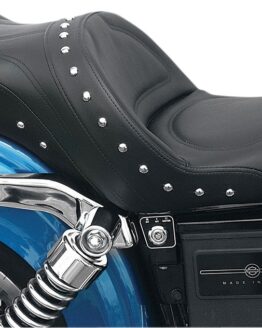 Explorer Special Stitched Studded 2-Up Seat Black Gel
