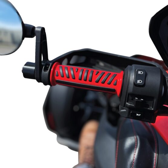 Show Chrome Combat Grips Red for Can-Am Ryker 7/8 in Bars - Image 4