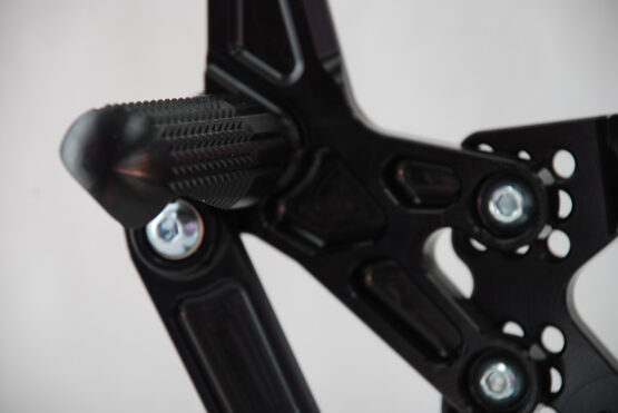 Yamaha R1 Adjustable Rearsets 2009-2014 - Image 3