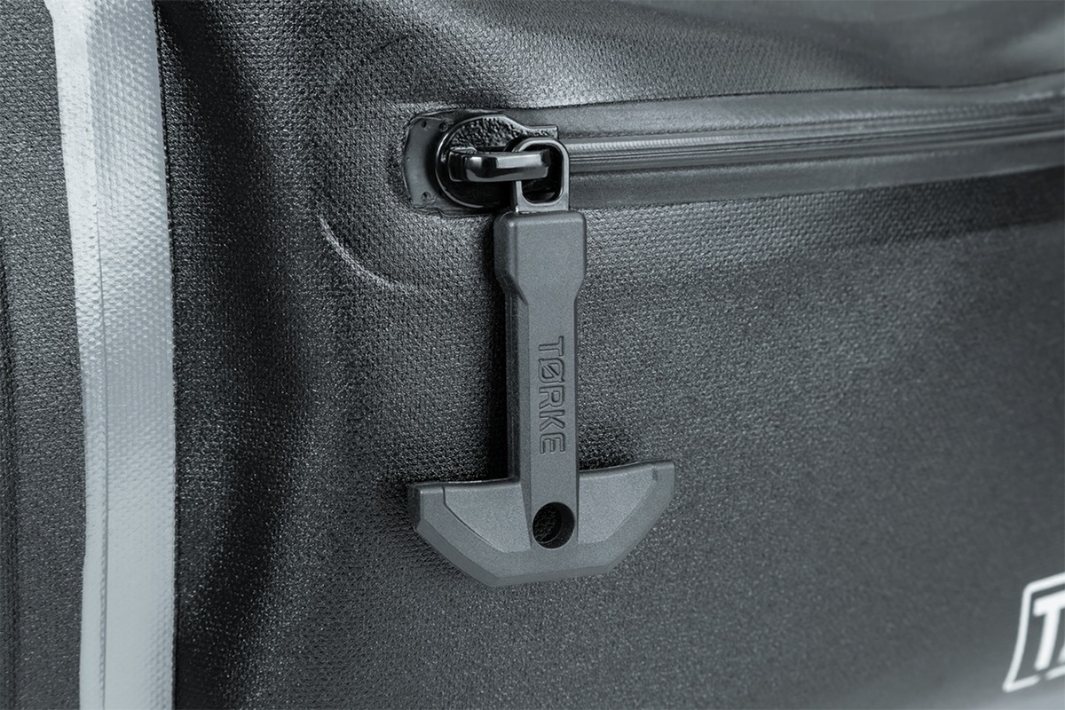 Kuryakyn Torke 25L Dry Backpack - Image 4