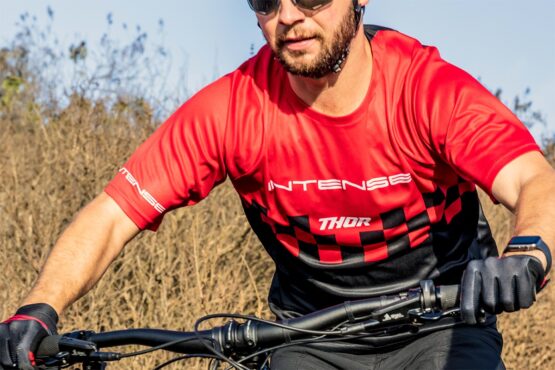 Thor Intense Assist Chex Short-Sleeve Jersey Red Black Men's Medium - Image 4