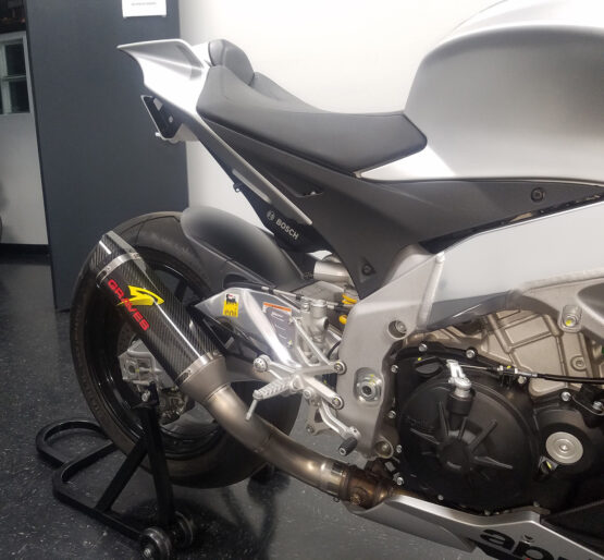 Aprilia RSV4 3/4 Slip On Exhaust Carbon Fiber - Image 5