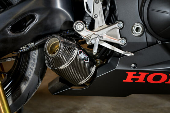 Street Slayer Carbon Fiber Slip On Exhaust - Image 3