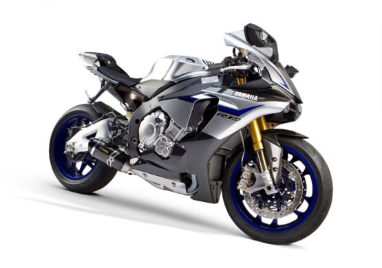 S1R Carbon Fiber Slip On Exhaust - Image 5