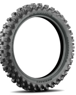 Starcross 6 Medium/Soft Rear Tire 110/100-18