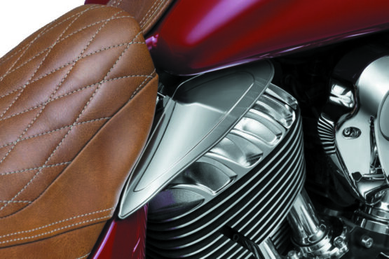 Kuryakyn Saddle Shields Heat Deflectors Smoke For 14-Up Indian Models - Image 3